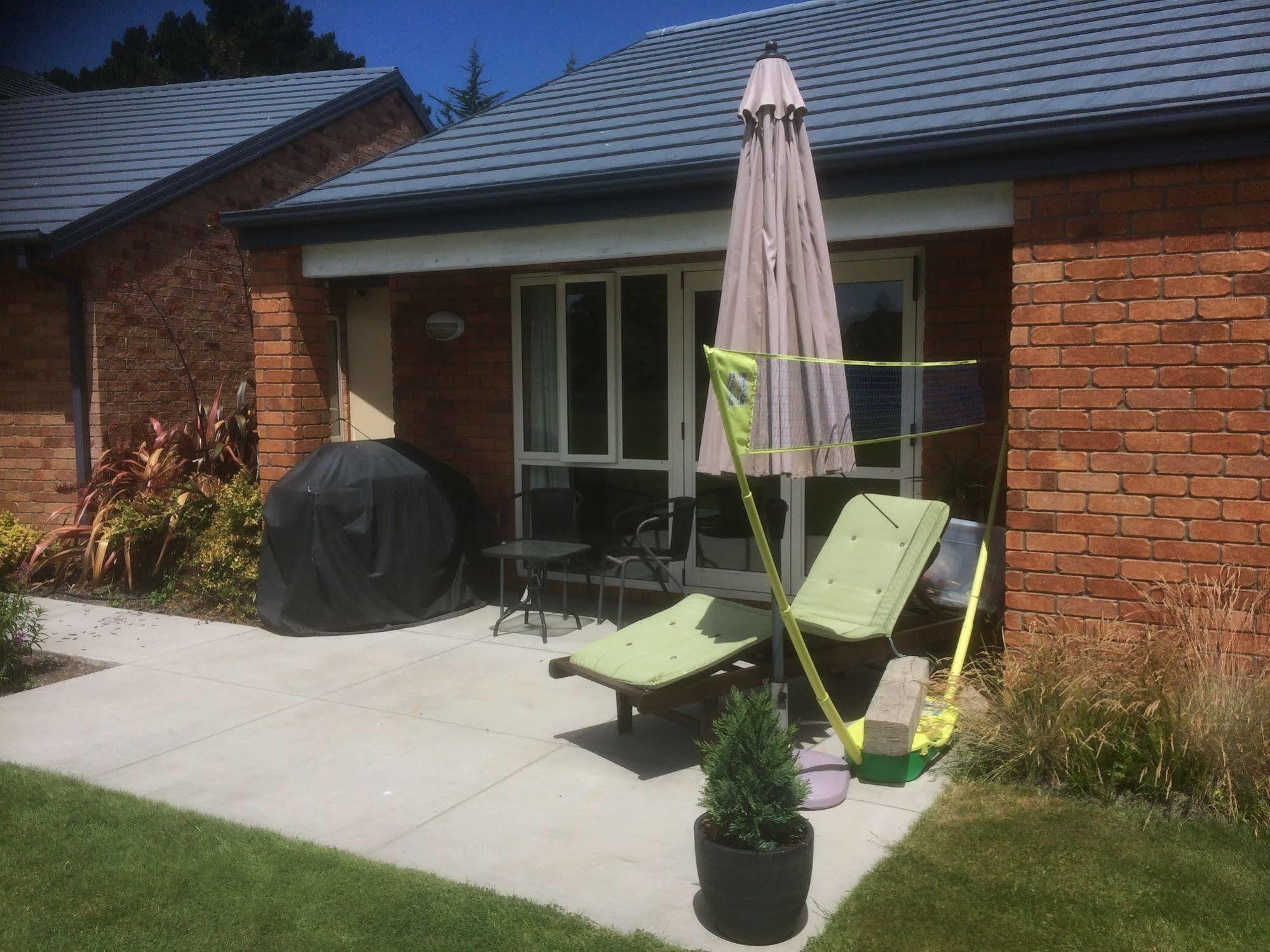 The Meadows Villa Christchurch Luaran gambar
